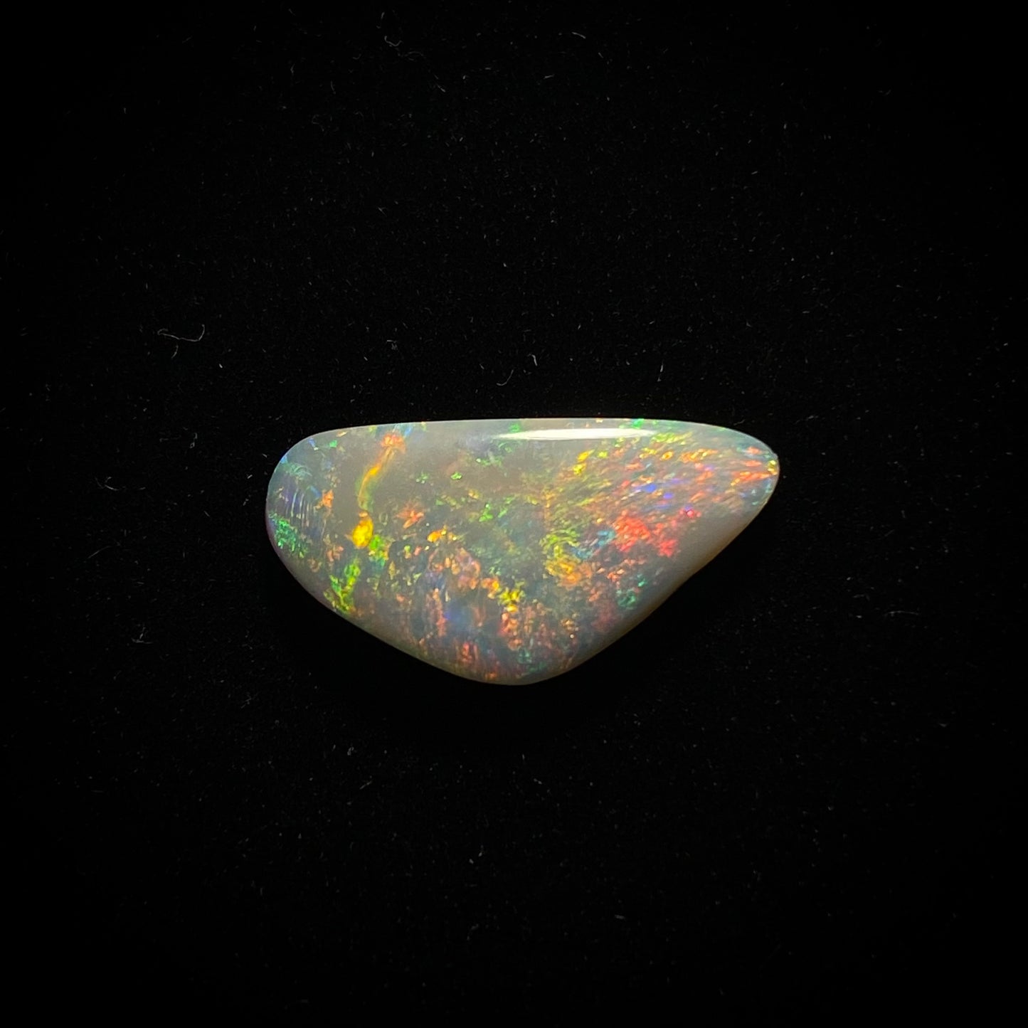 Solid crystal opal - 11233