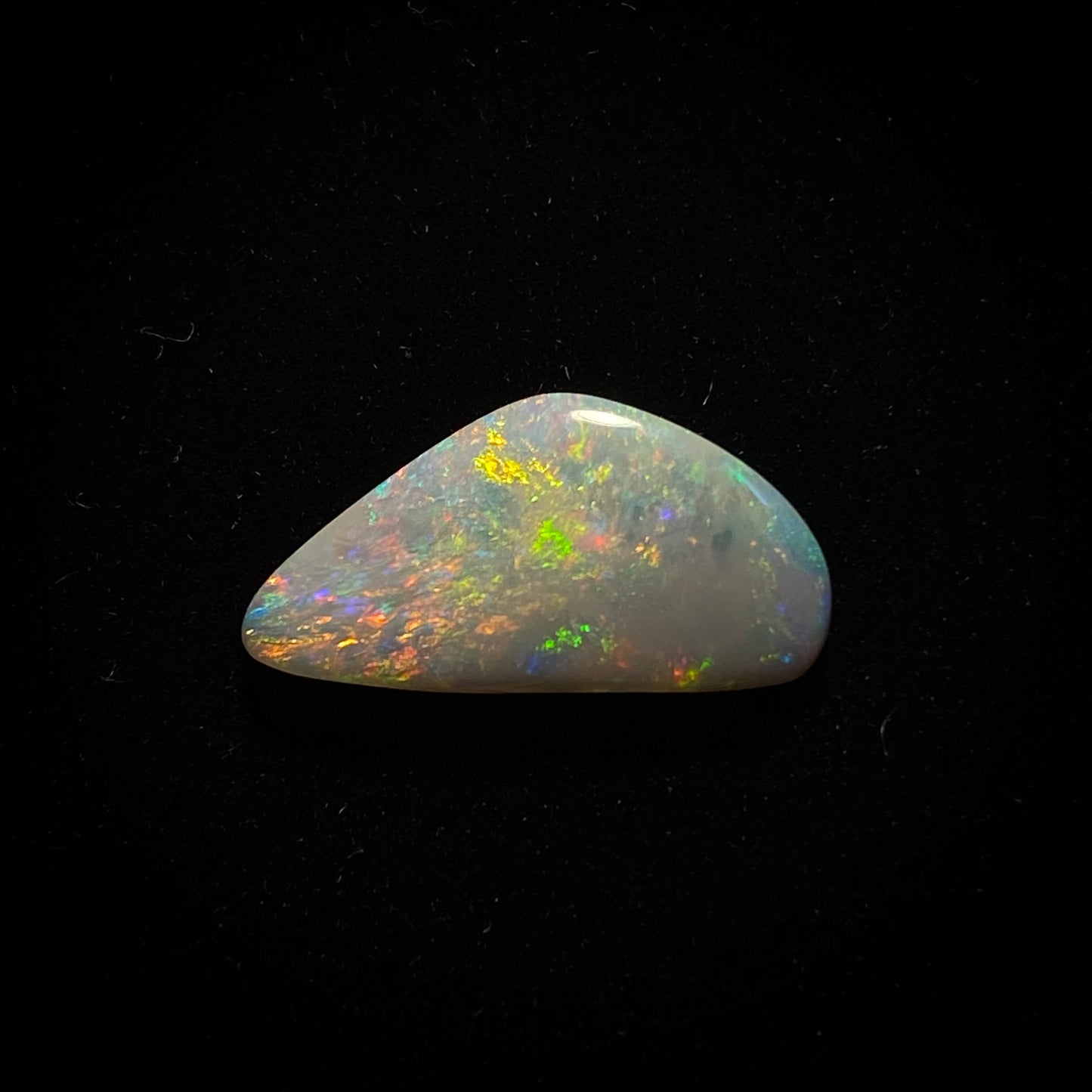 Solid crystal opal - 11233