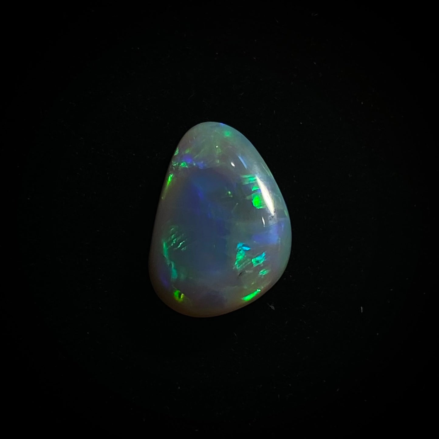 Solid light opal - 11261