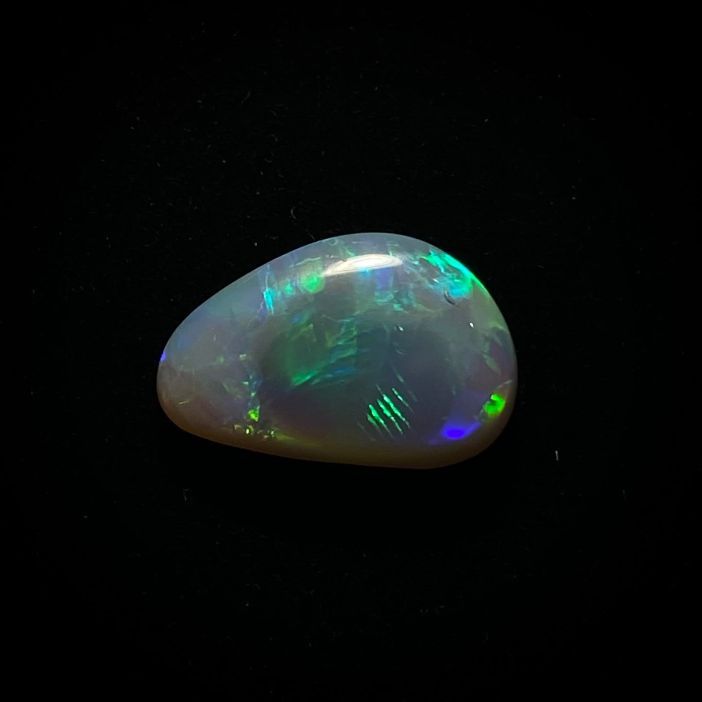Solid light opal - 11261