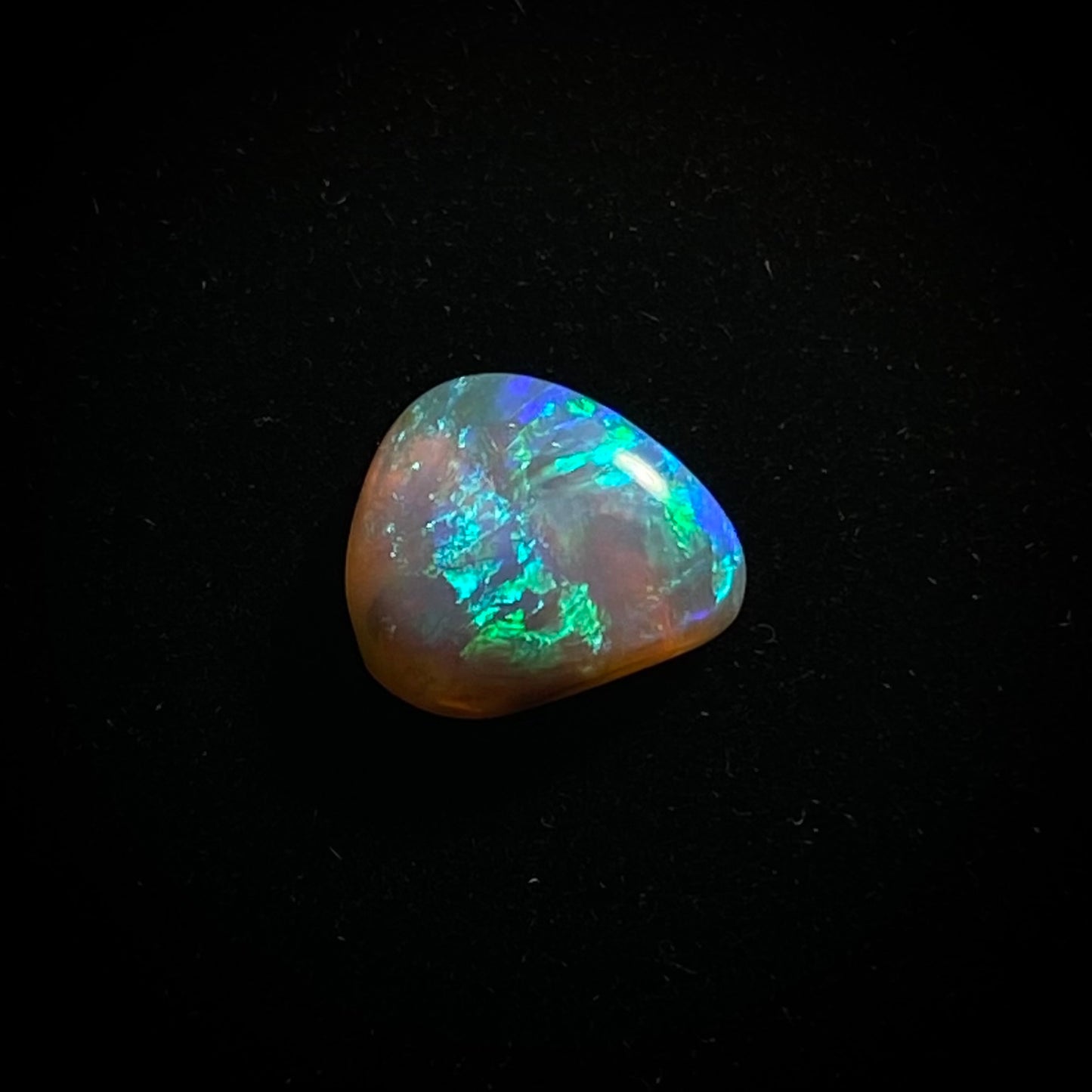 Solid crystal opal - 11280