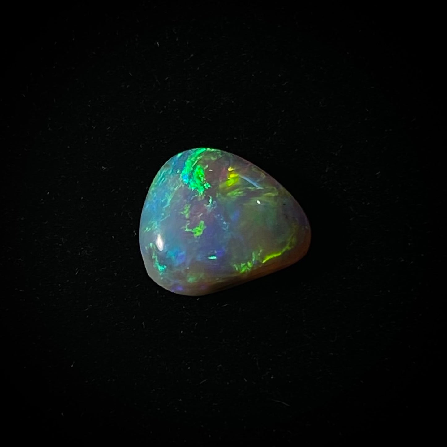 Solid crystal opal - 11280