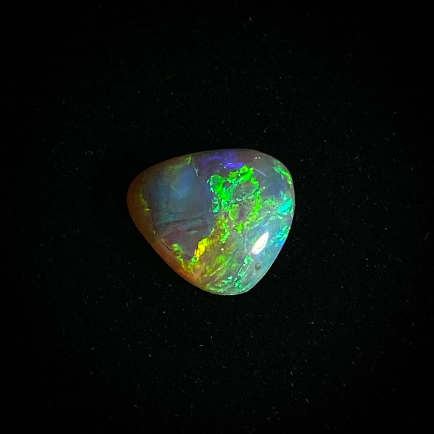Solid crystal opal - 11280