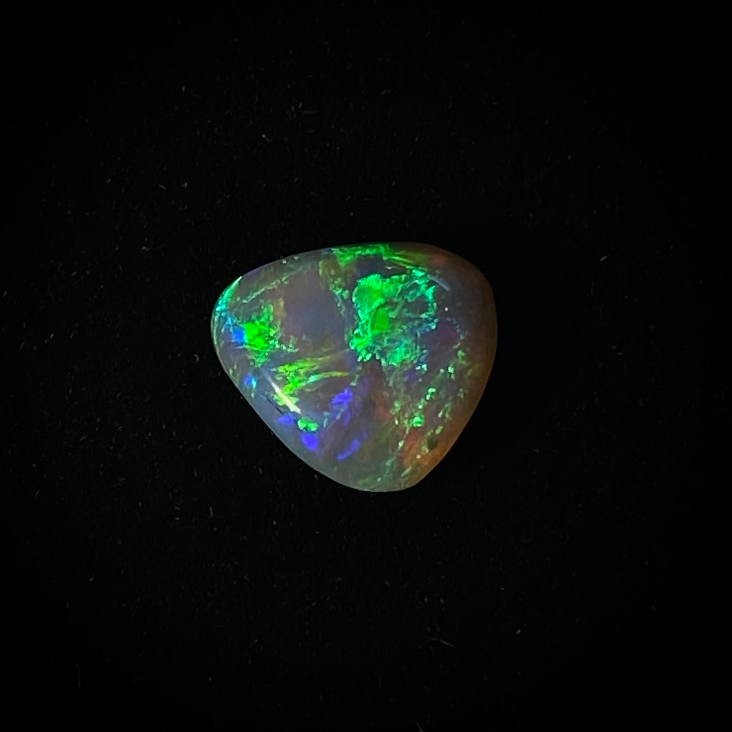 Solid crystal opal - 11280