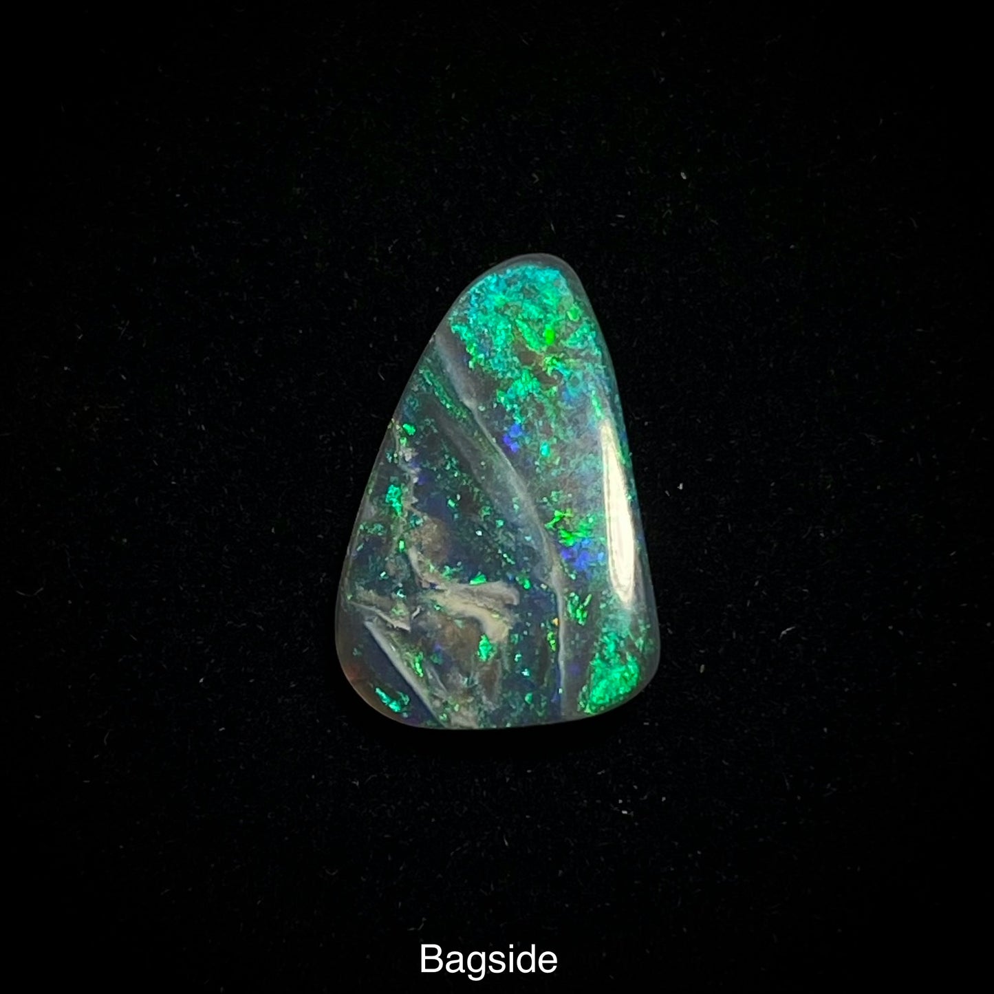 Massiver schwarzer Opal – 11332