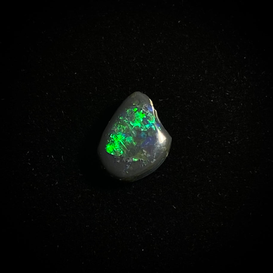 Solid black opal - 11334