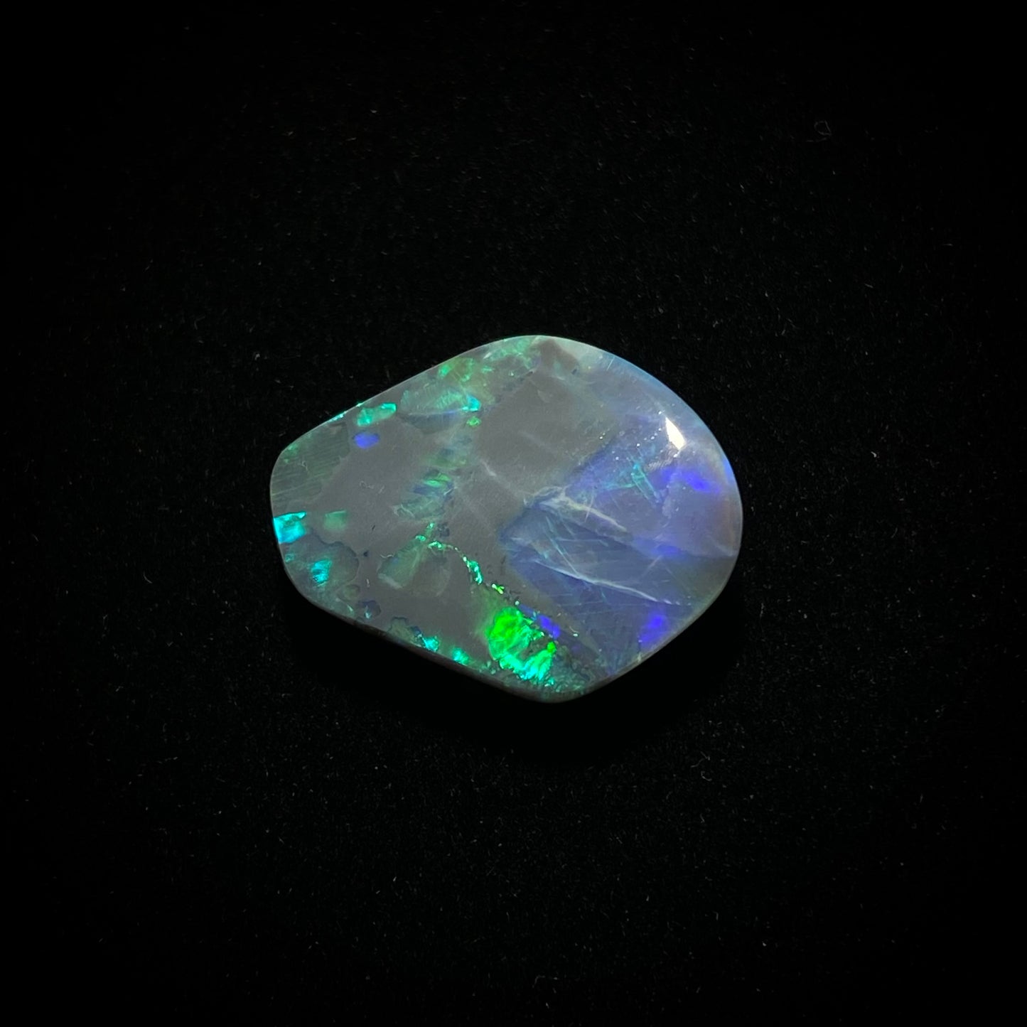 Solid dark opal - 11378
