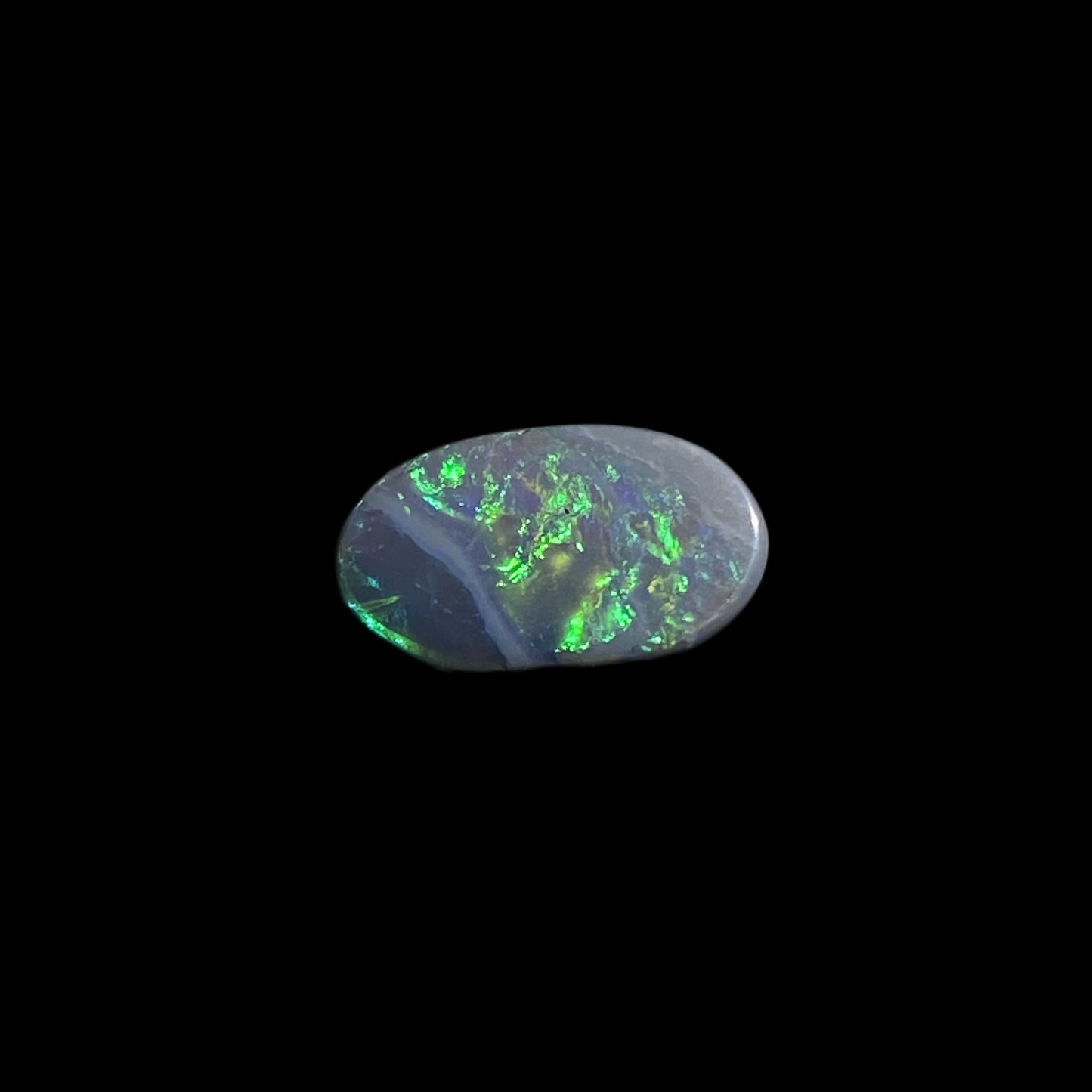 Solid mørk opal – 11526