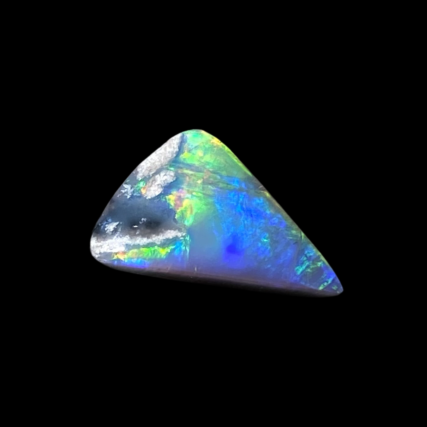 Solid mørk opal – 11576
