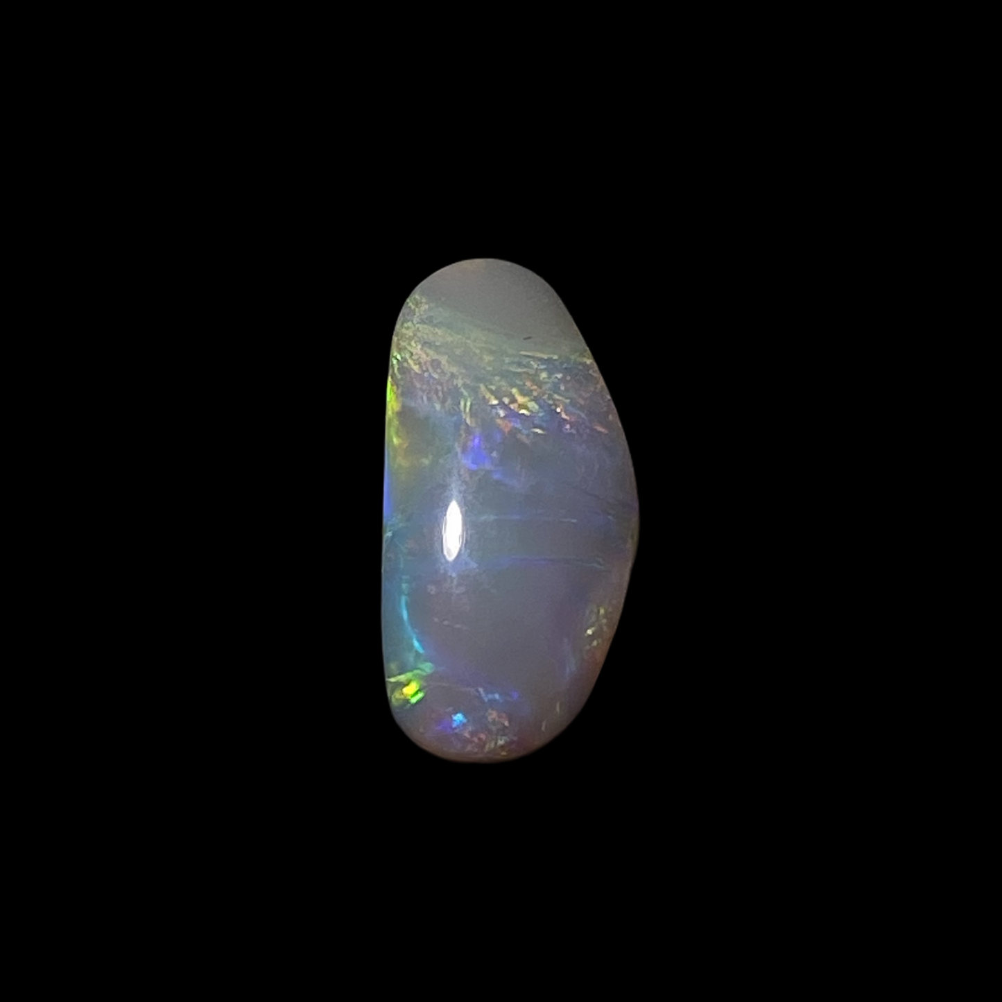 Solid crystal opal - 11585