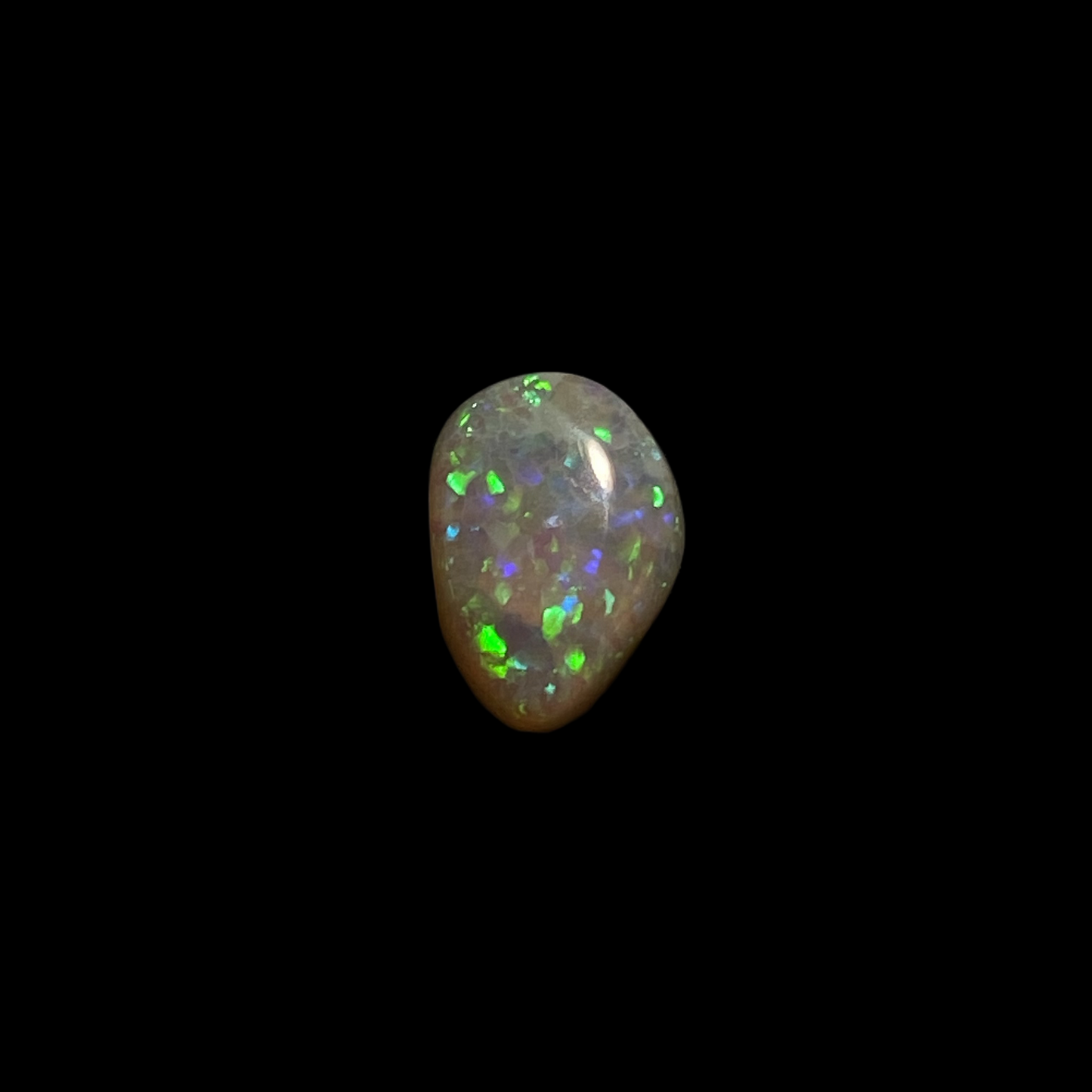 Solid crystal opal - 11587