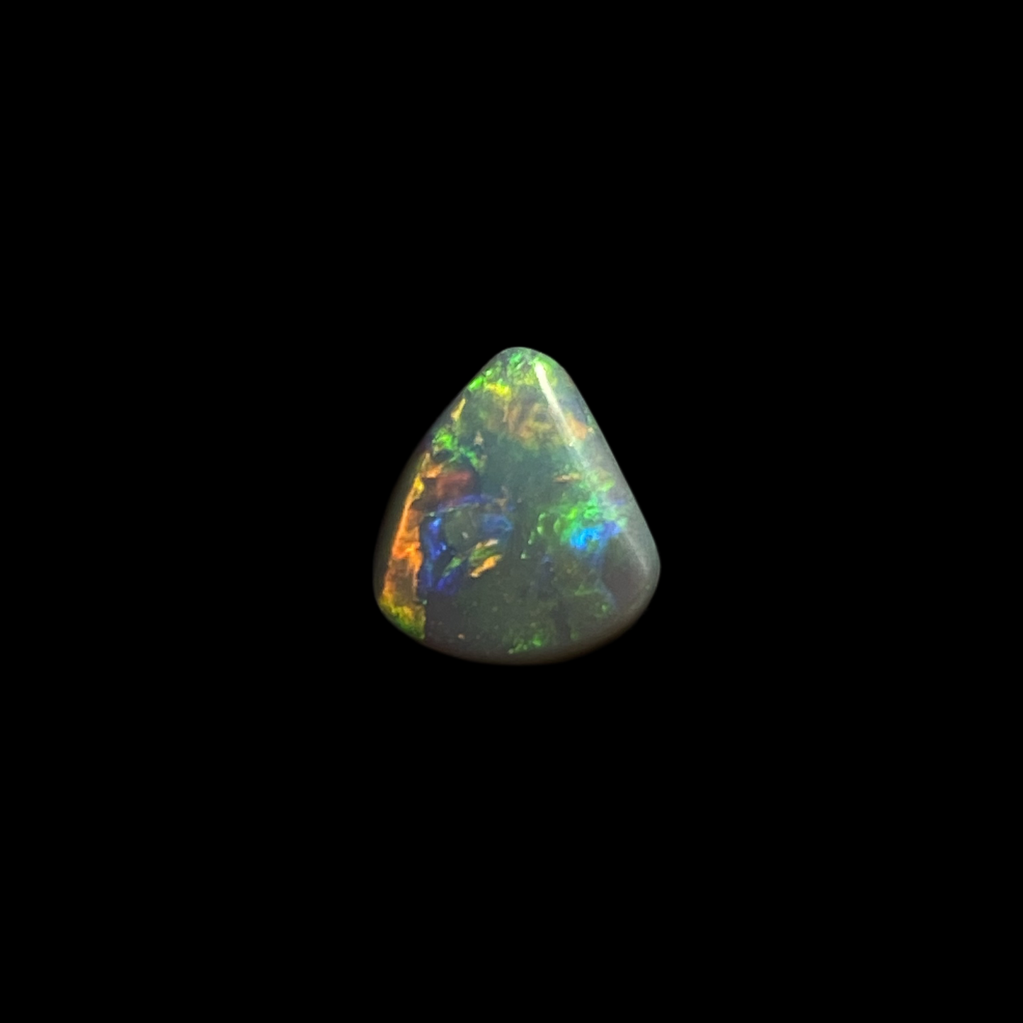 Solid mørk opal – 11589