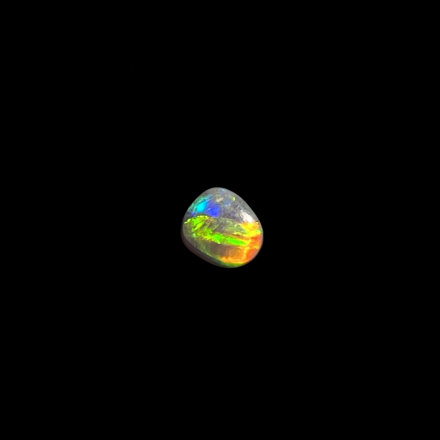 Solid mørk opal – 11635