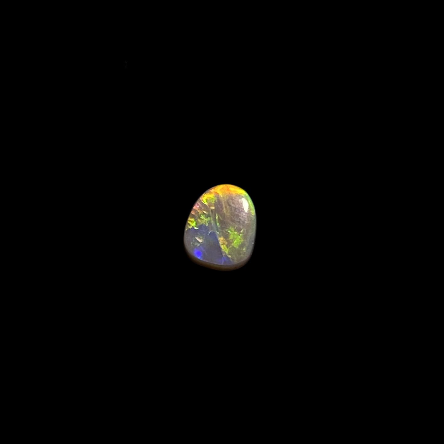 Solid mørk opal – 11635