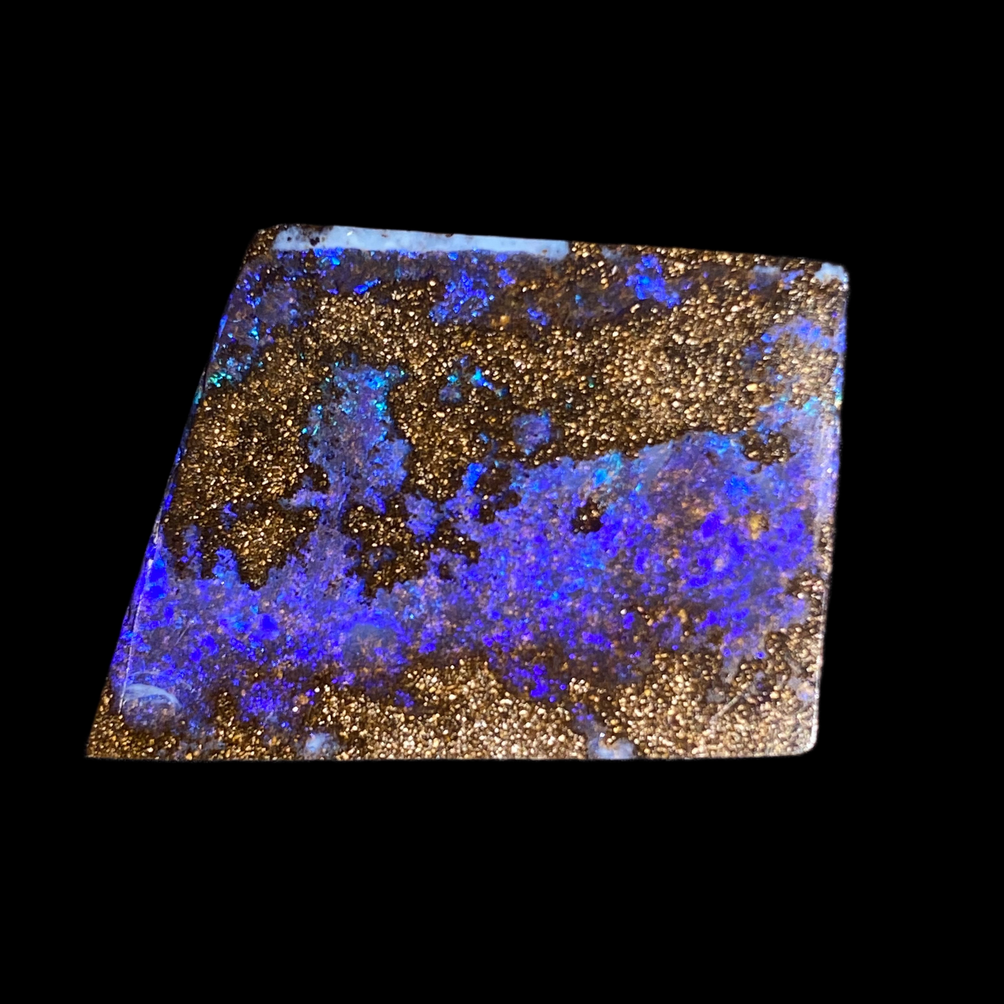 Boulder opal - 101213
