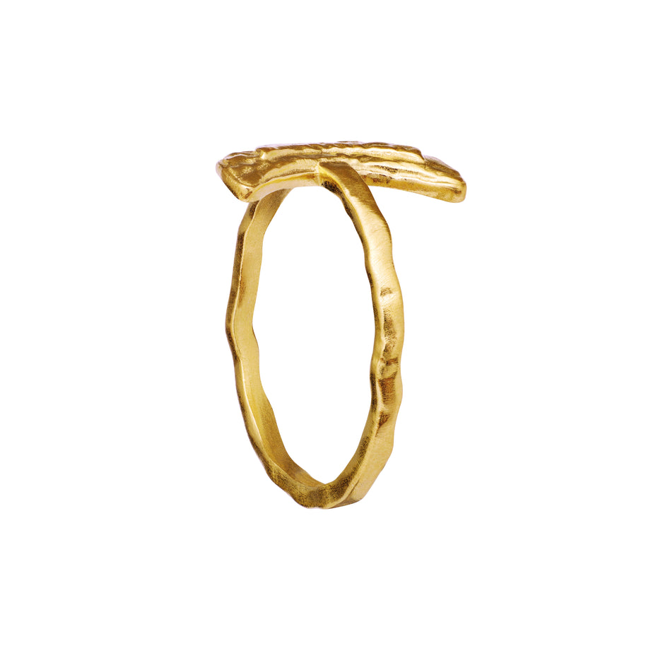 Jacinta ring fra Maanesten. Forgyldt sølv.