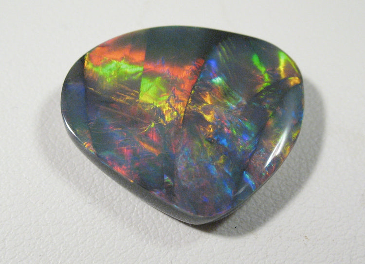 Sorte opaler