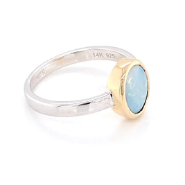 Ægte solid krystal opal fra Australien indfattet i 14 kt. guld og sterling sølv.