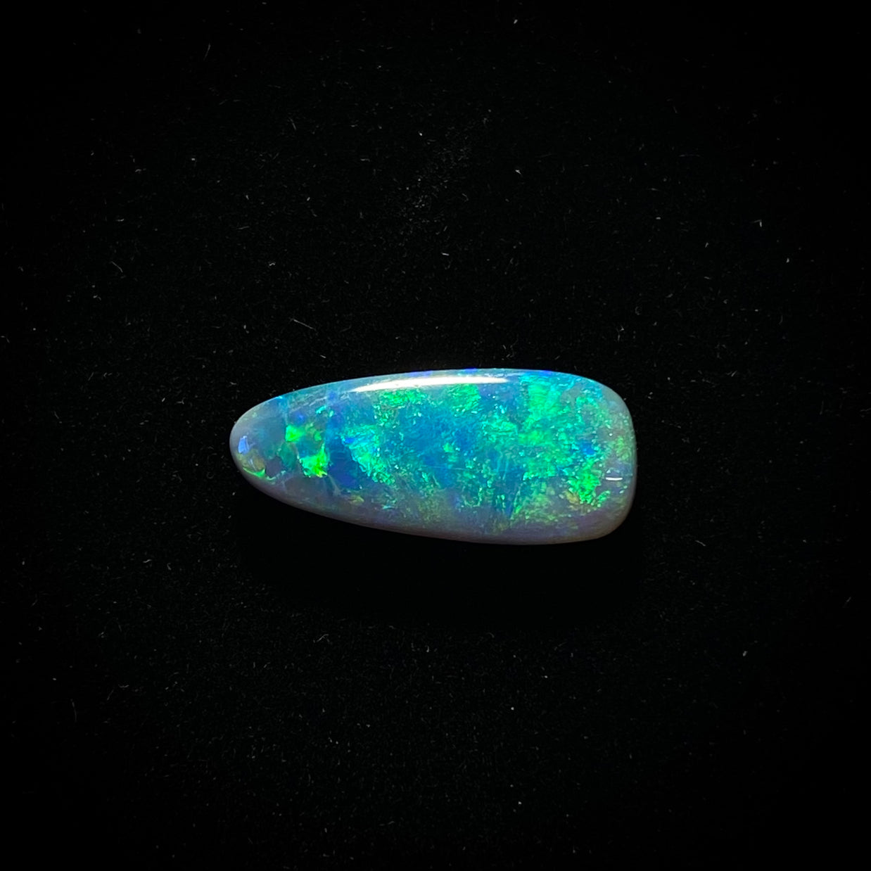 Solid mørk opal - 11177