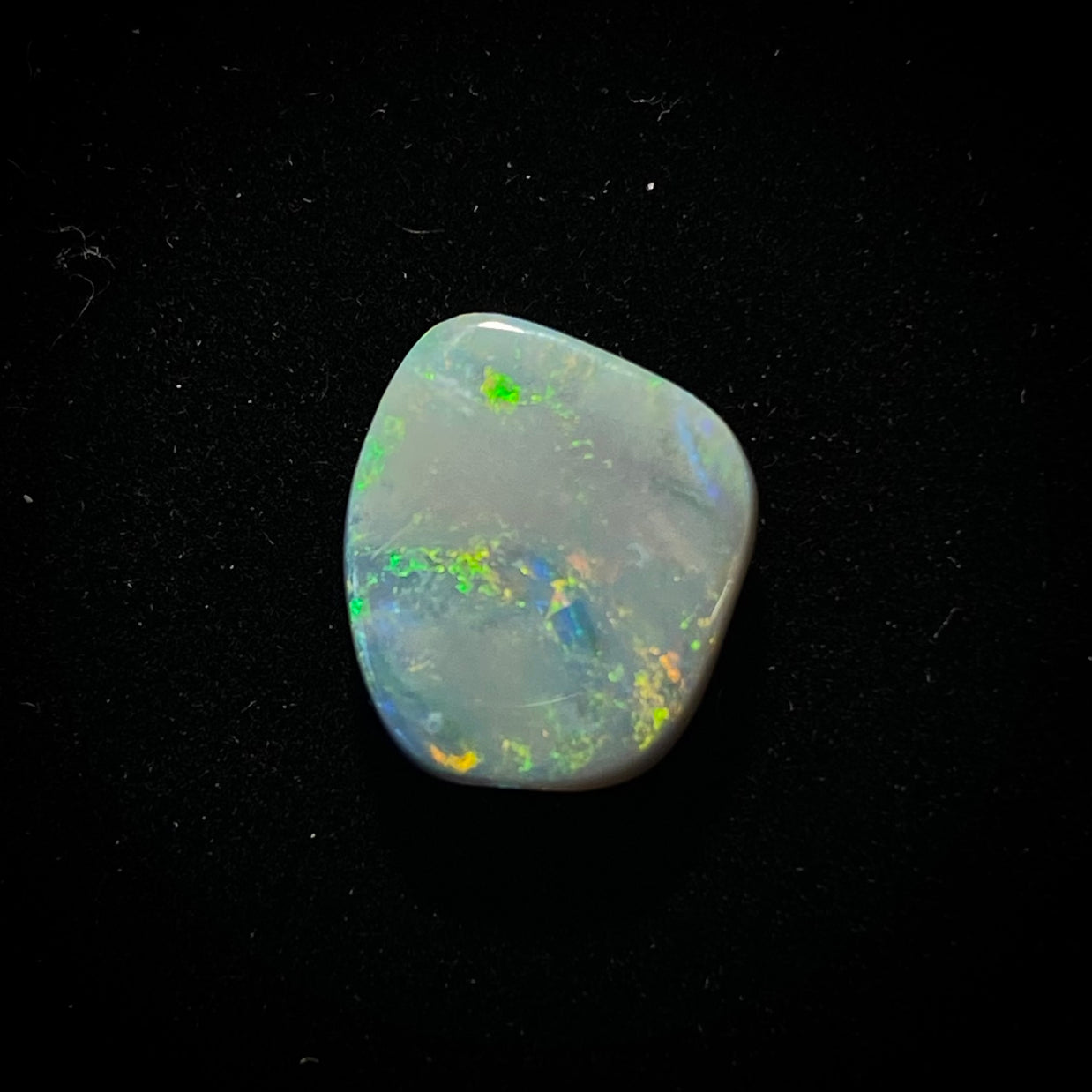 Solid light opal - 11175