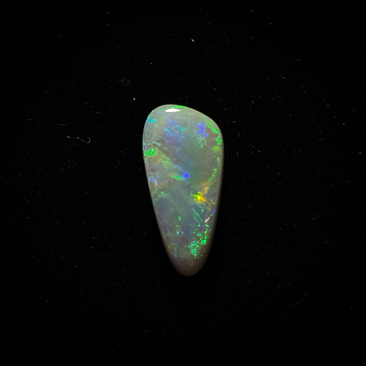 Solid mørk opal - 11178