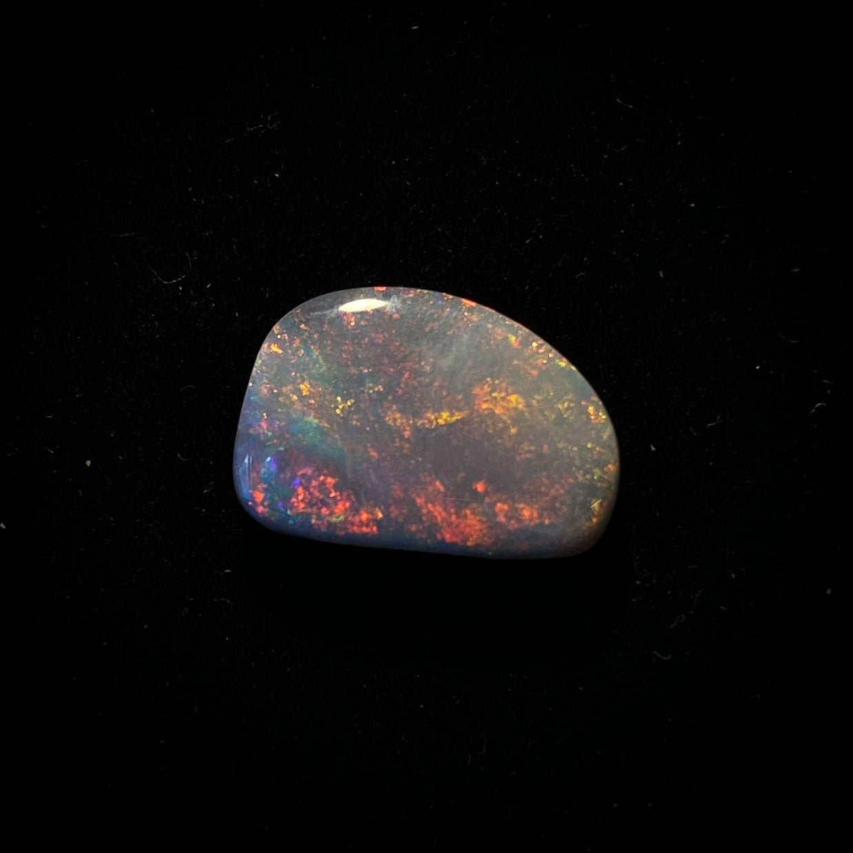 Solid mørk opal - 11180