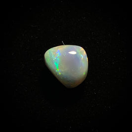Massiver heller Opal - 11210