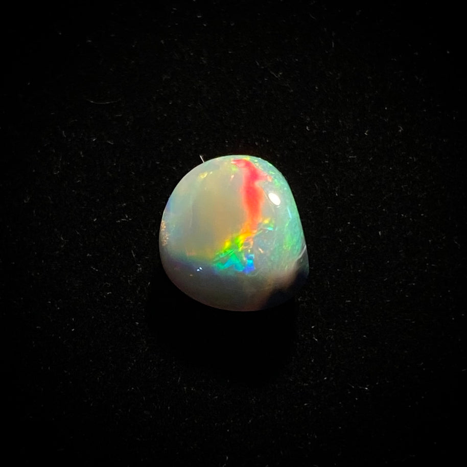 Massiver heller Opal - 11210