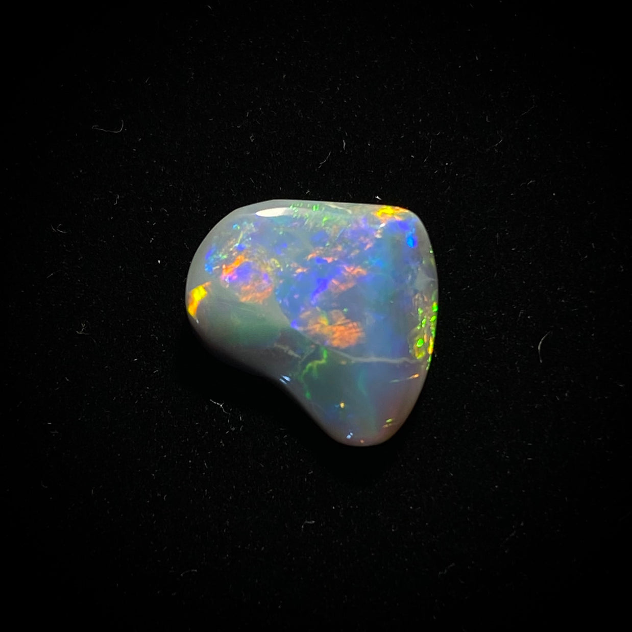 Solid mørk opal - 11235