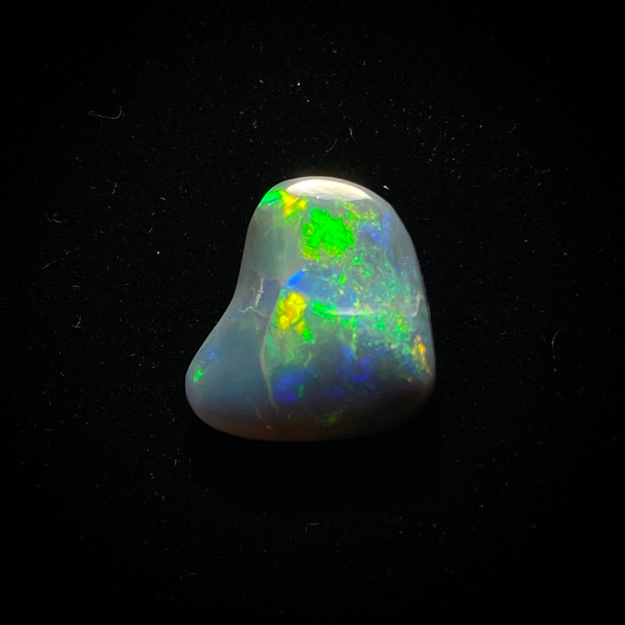 Solid mørk opal - 11235