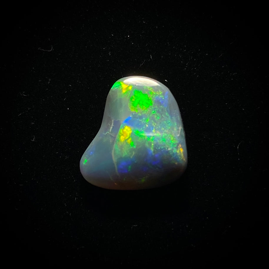 Massiver dunkler Opal – 11235