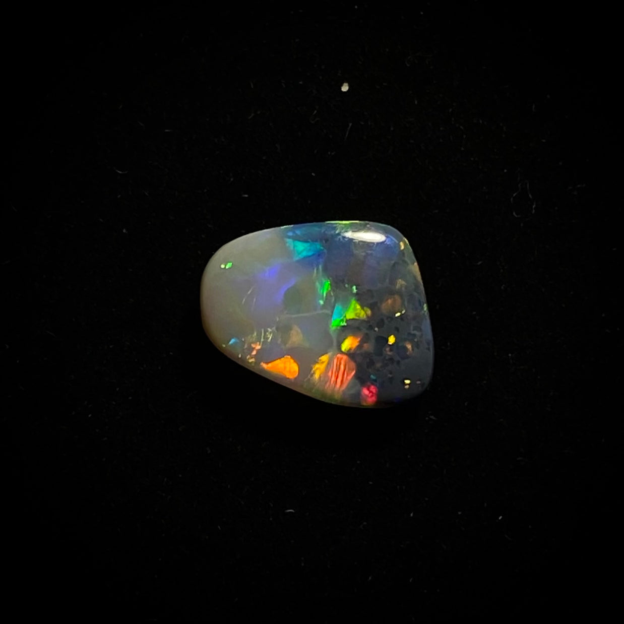 Solid mørk opal - 11237