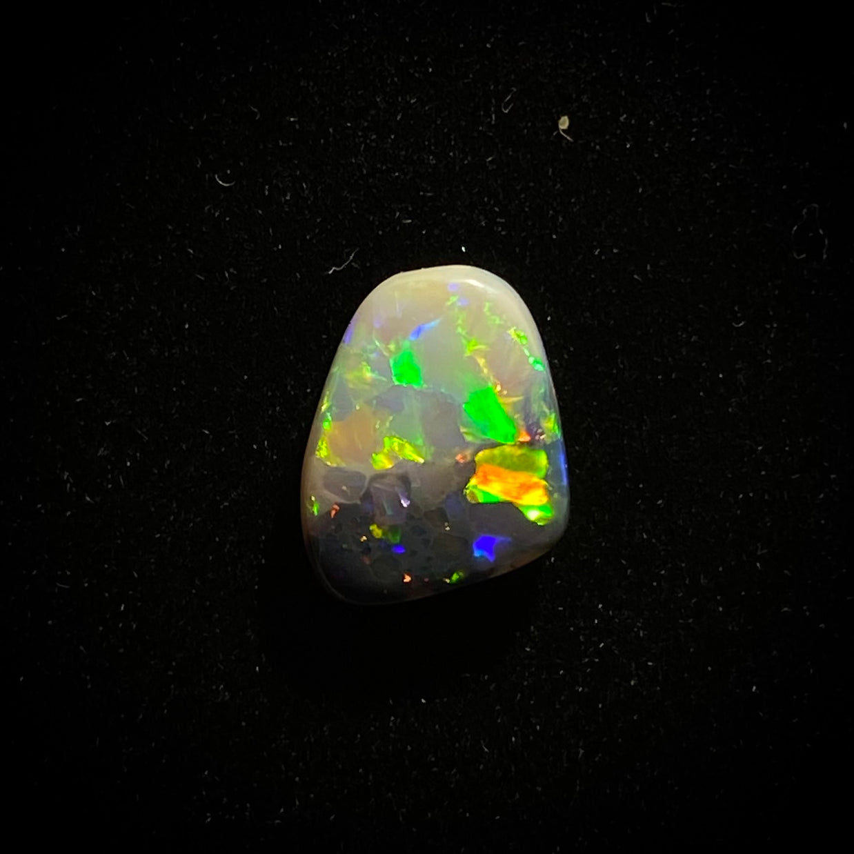 Solid mørk opal - 11237