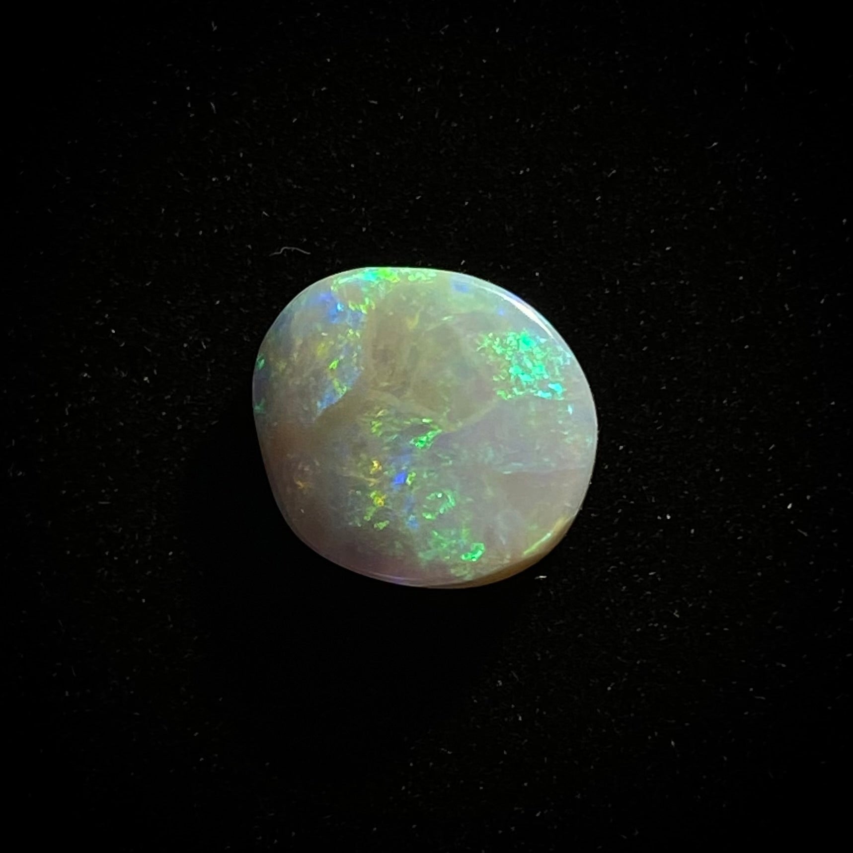 Massiver heller Opal – 11245