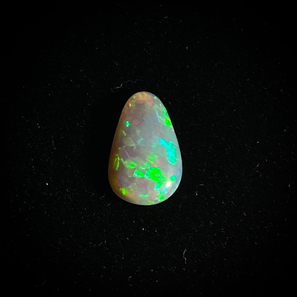 Solid crystal opal - 11250