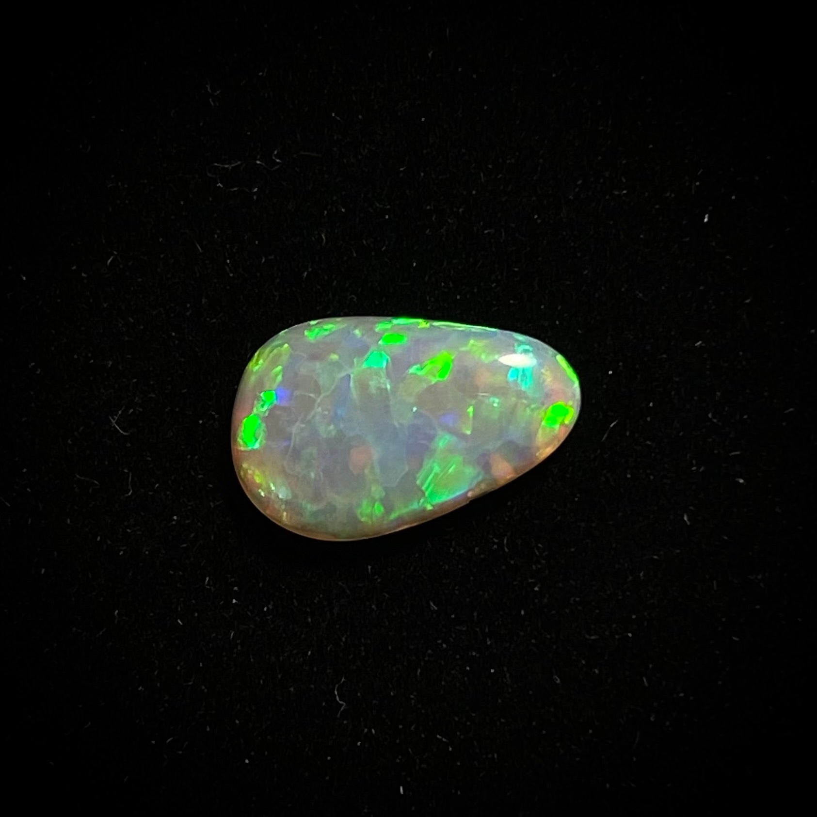 Solid crystal opal - 11250