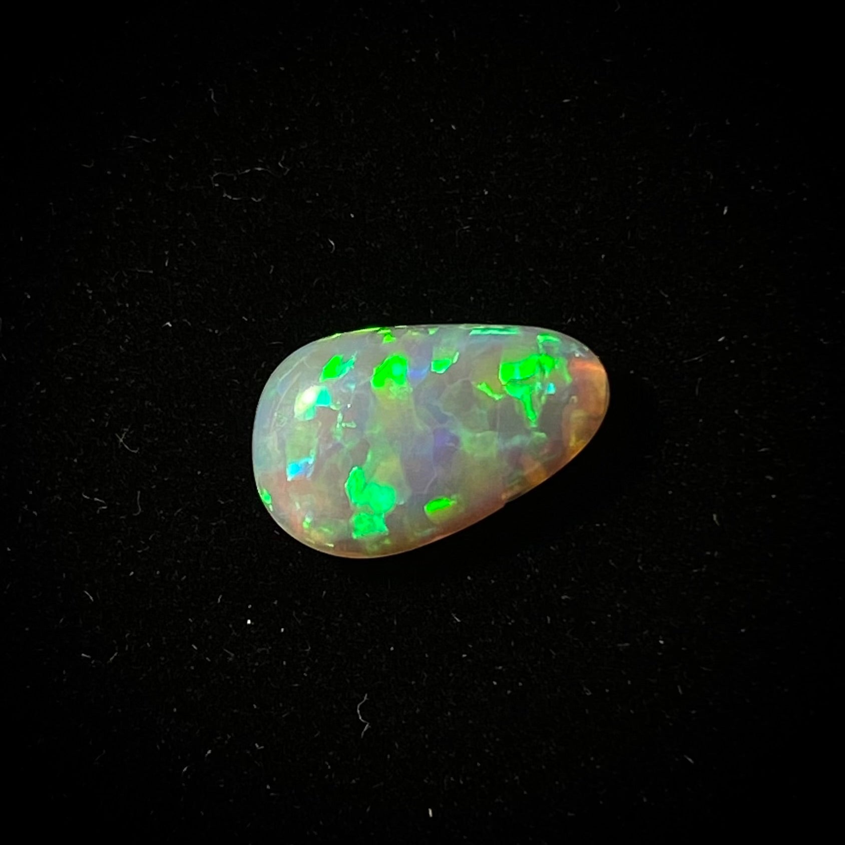 Solid crystal opal - 11250