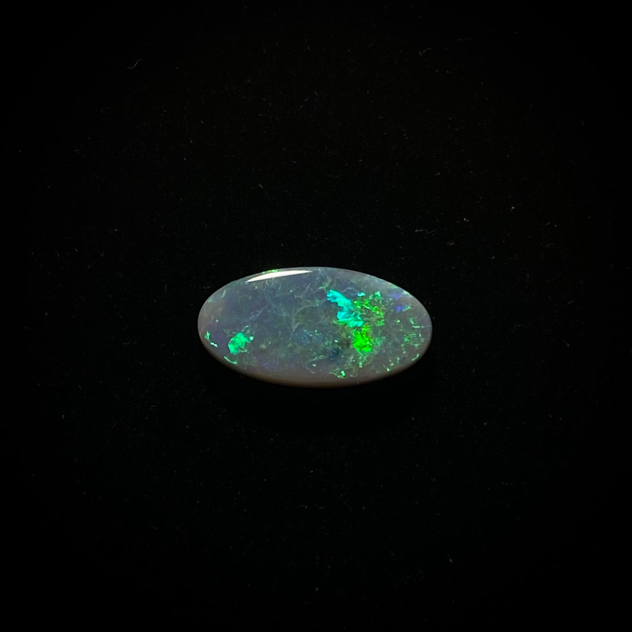Solid mørk opal - 11253
