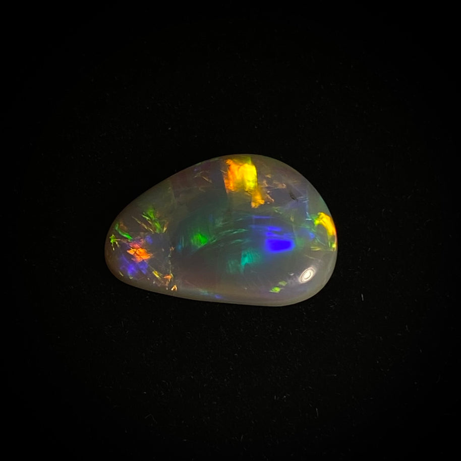 Massiver heller Opal – 11261