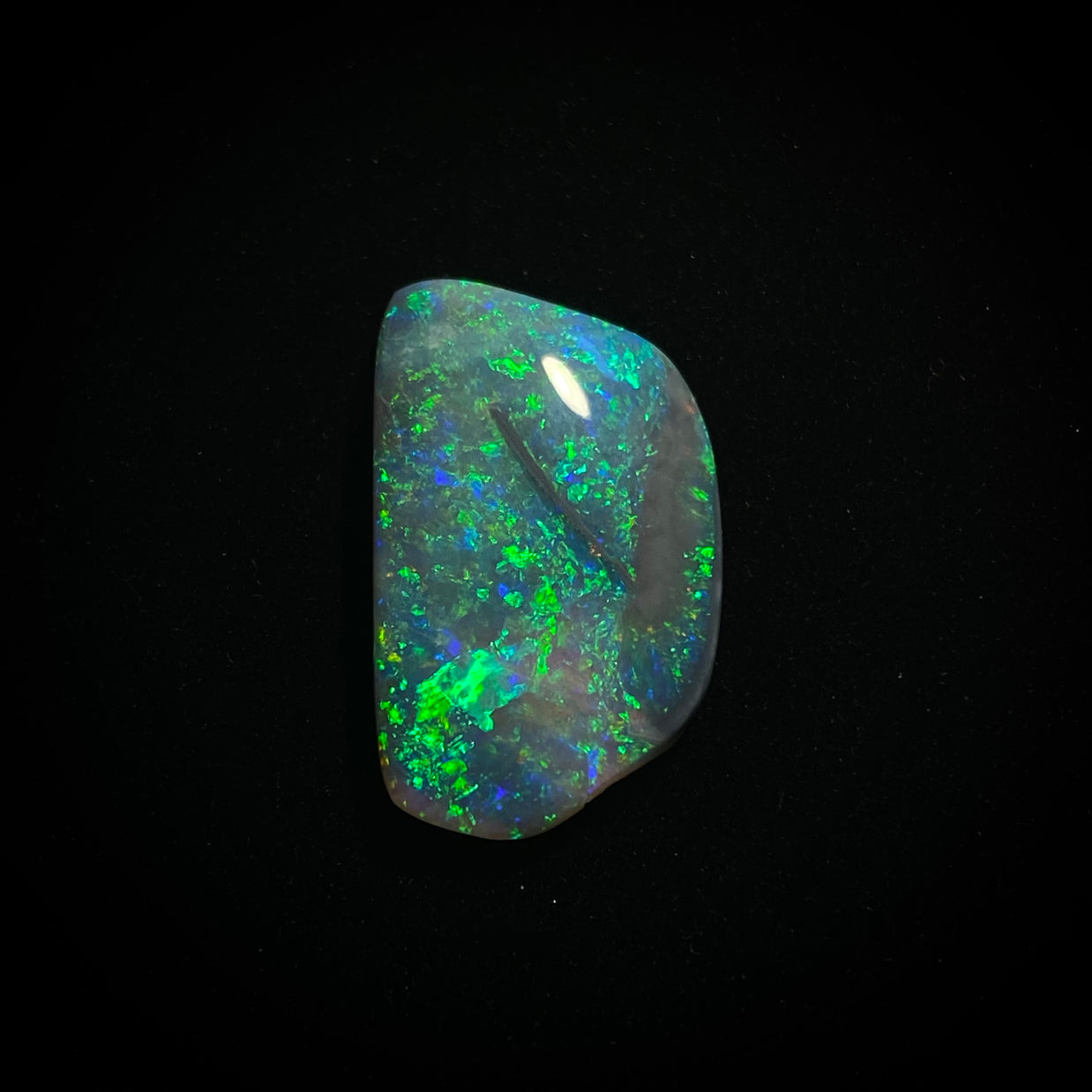 Solid black opal - 11386