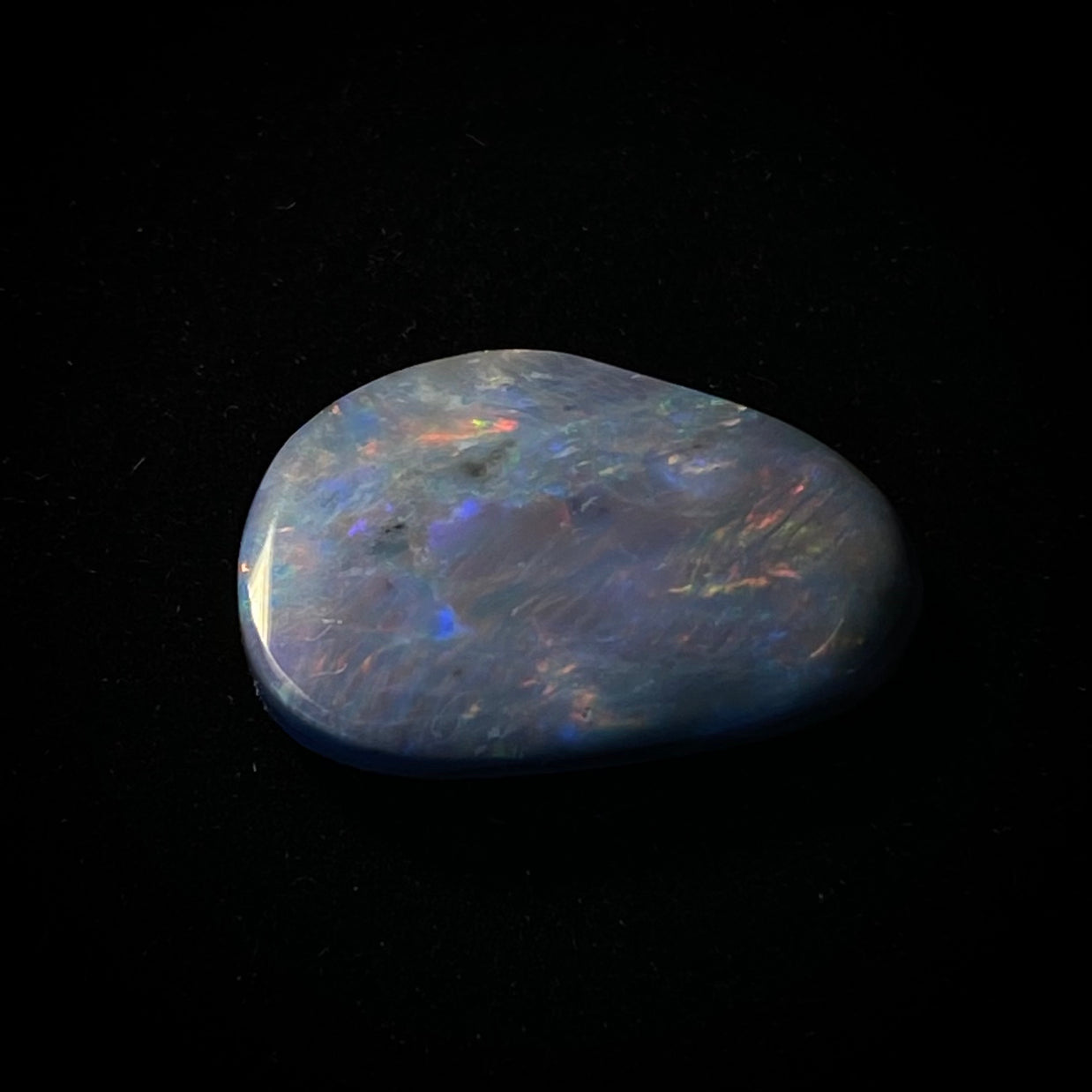 Solid mørk opal - 11403