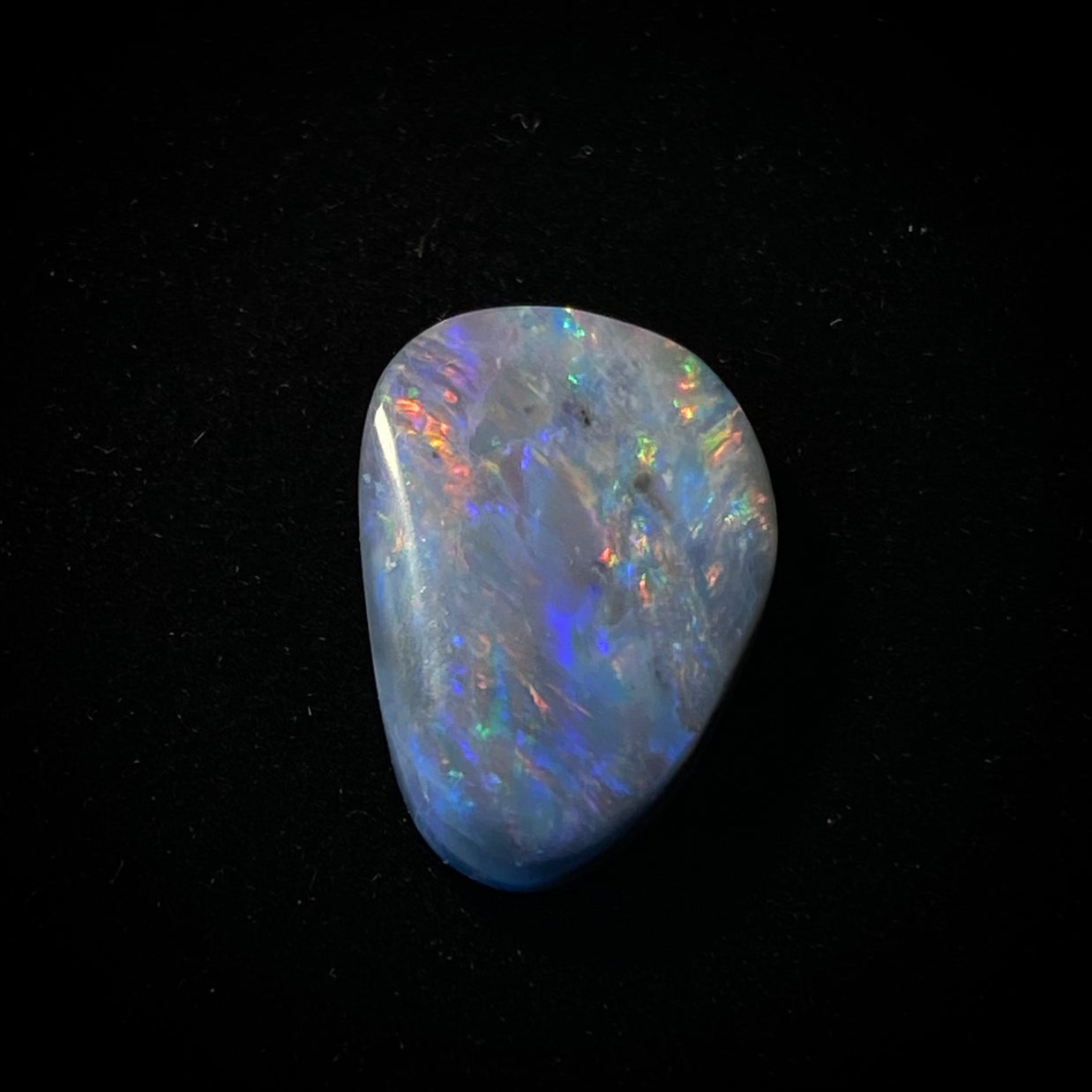 Solid mørk opal - 11403