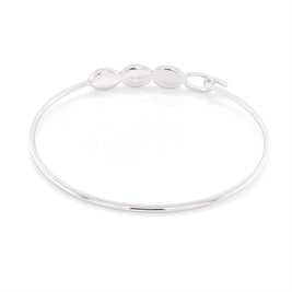 Elegant armbånd i sterling sølv fra Jensen Opals med 3 ovale opaler der sidder oven på armen. Undersiden.