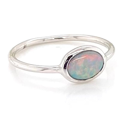 Sølv ring med oval orange og blå opal