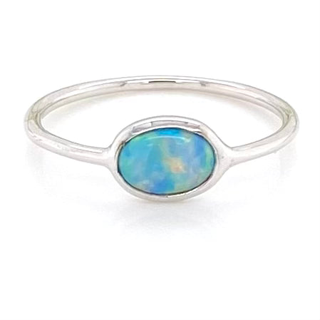 Sølv ring med blå opal