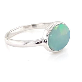 Sølv ring med lys blå opal