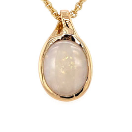 Vedhæng med en ægte solid krystal opal fra Australien indfattet i 14 karat guld.