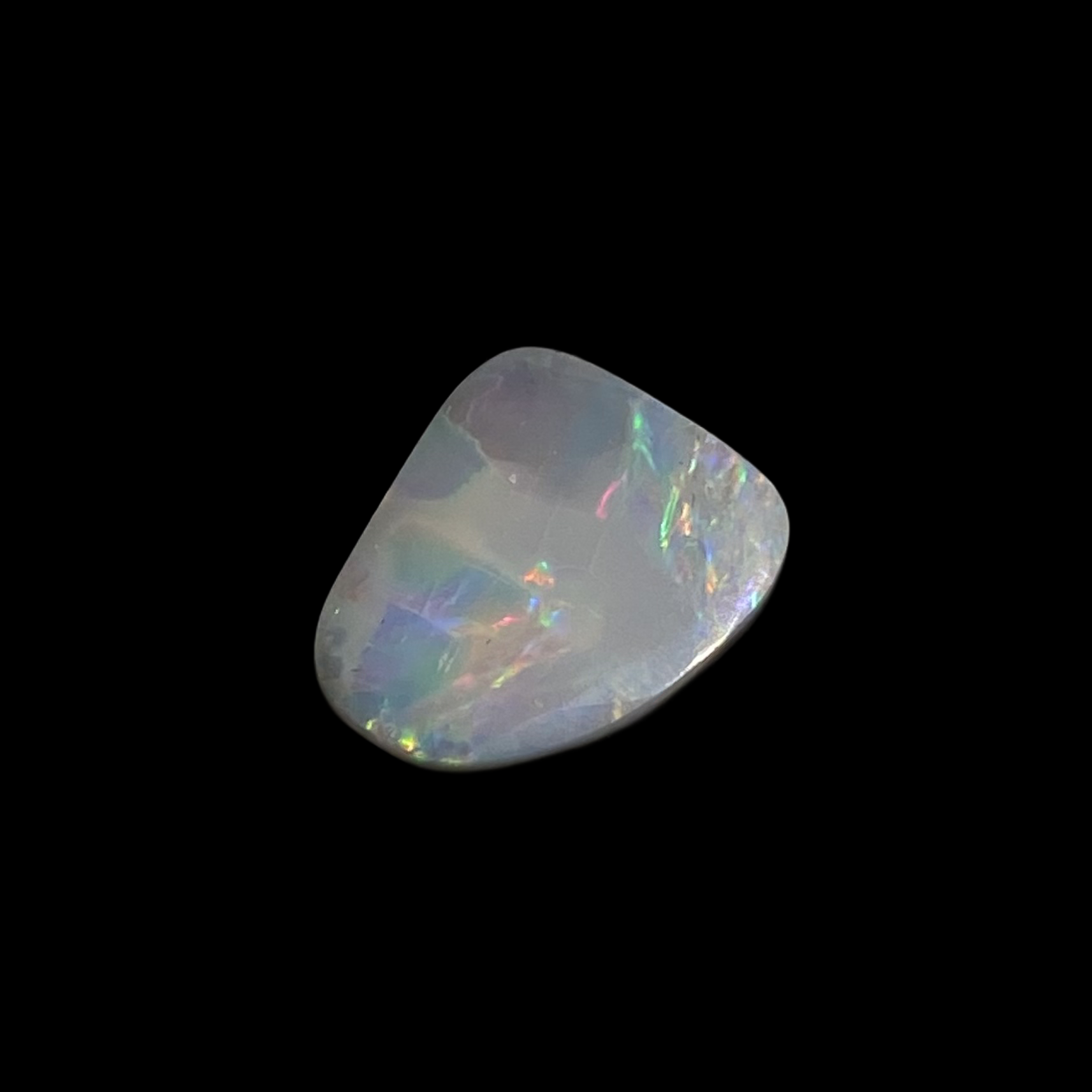 Solides helles Opal – 11482
