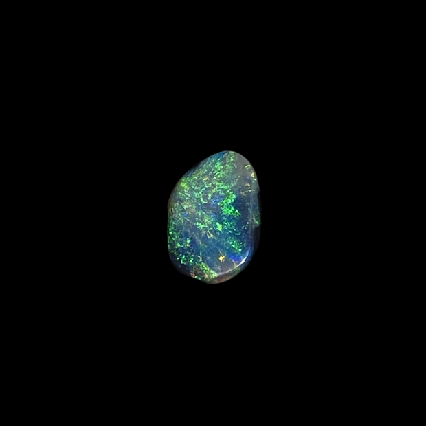Solid crystal opal - 11529