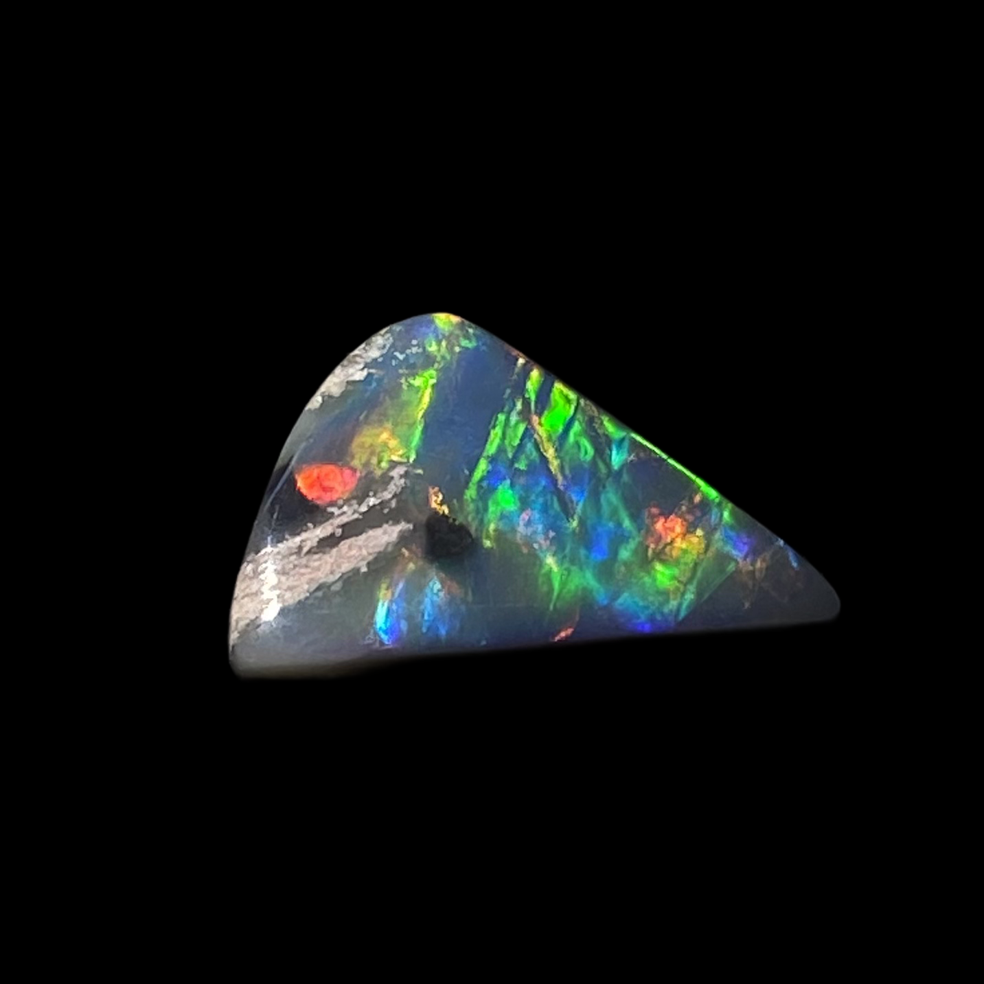 Solid mørk opal – 11571